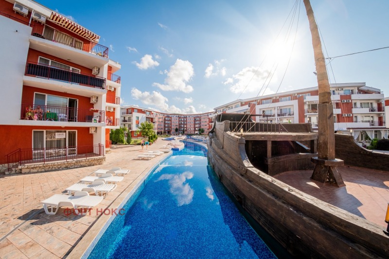 Продава 4-СТАЕН в област Бургас, гр. Свети Влас - 169 кв.м / 129 000 € » 252 302.07 лв., ФОРТ НОКС