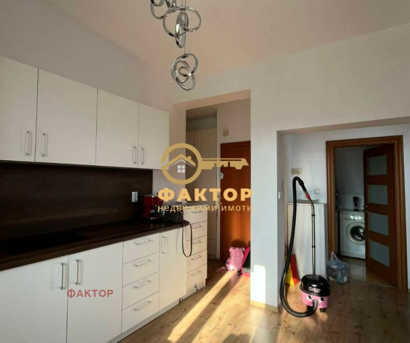 Продава 2-СТАЕН, гр. Пловдив, Център, снимка 4 - Апартаменти - 53173798