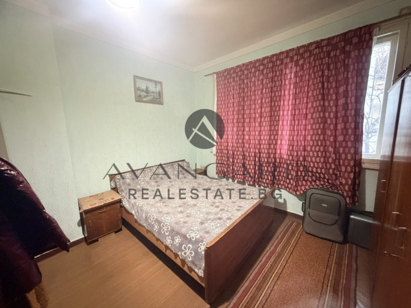 Продава ЕТАЖ ОТ КЪЩА, гр. Пловдив, Христо Смирненски, снимка 7 - Етаж от къща - 53562079