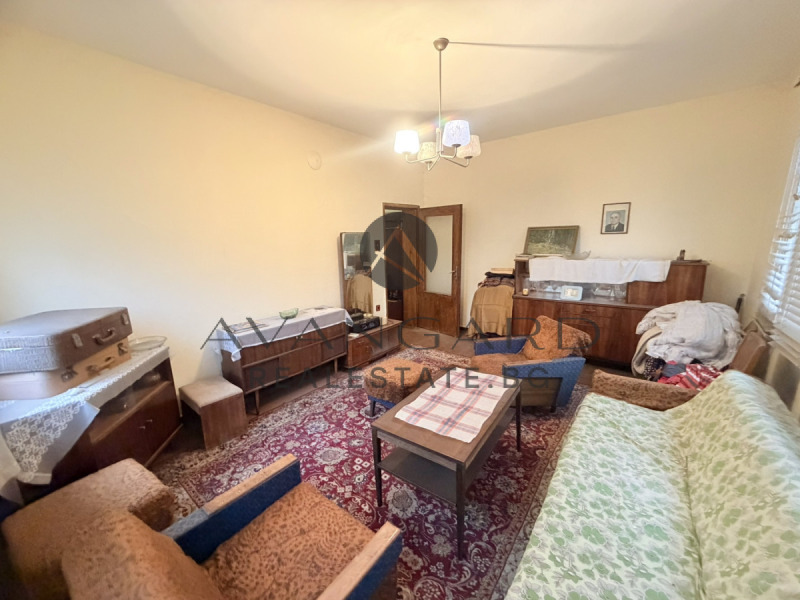 Продава ЕТАЖ ОТ КЪЩА, гр. Пловдив, Христо Смирненски