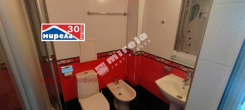 En venta  2 dormitorios Sofia , Tsentar , 140 metros cuadrados | 13499349 - imagen [8]