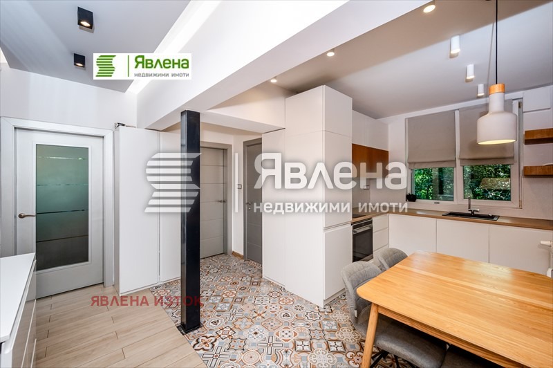 Продава 3-СТАЕН, гр. София, Изток, снимка 9 - Апартаменти - 53181520
