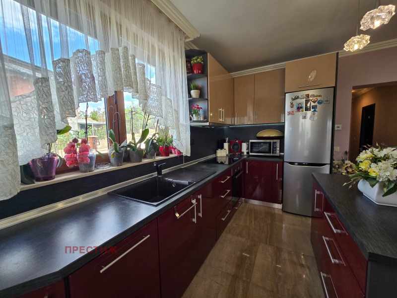 Продава  Къща град Благоевград , Еленово 2 , 355 кв.м | 16808862 - изображение [14]