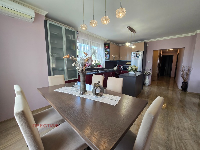 Продава  Къща град Благоевград , Еленово 2 , 355 кв.м | 16808862 - изображение [12]