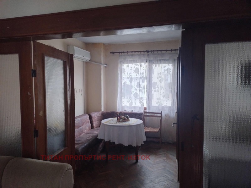 Продава КЪЩА, гр. Поморие, област Бургас, снимка 2 - Къщи - 52360502