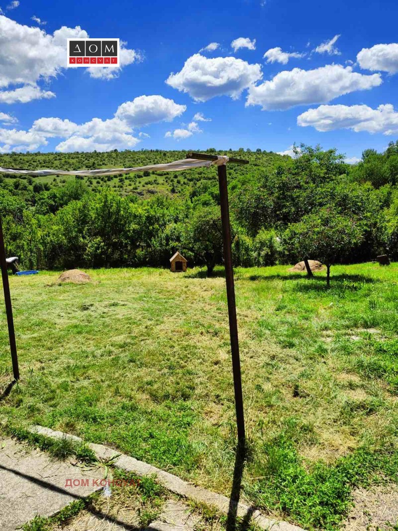 Продава КЪЩА, с. Алдомировци, област София област, снимка 15 - Къщи - 52398543