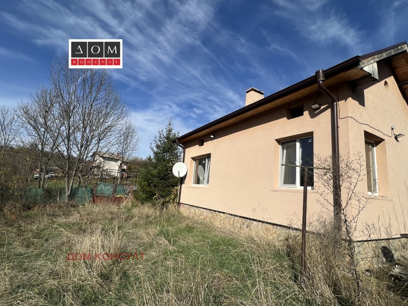 Продава КЪЩА, с. Алдомировци, област София област, снимка 2 - Къщи - 52398543