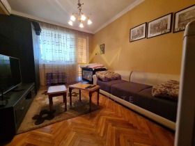 3 camere da letto Tsentralna poshta, Varna 2