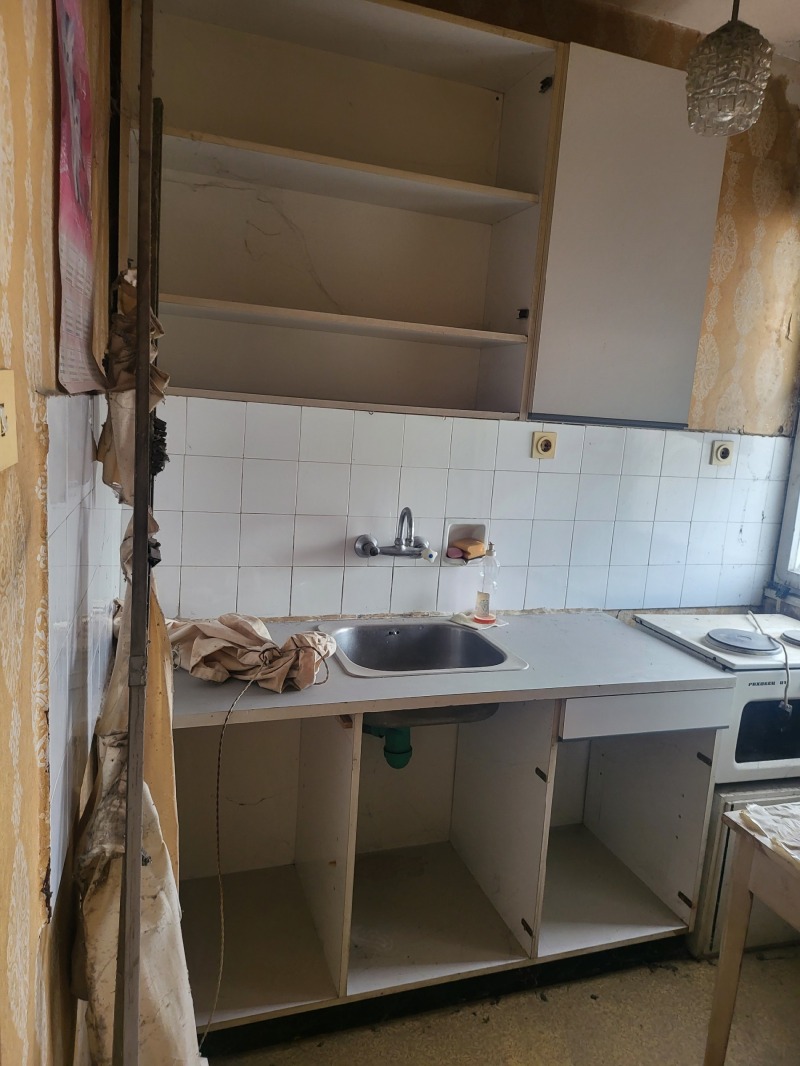 Продава 1-СТАЕН, гр. Плевен, Широк център, снимка 16 - Апартаменти - 52501250