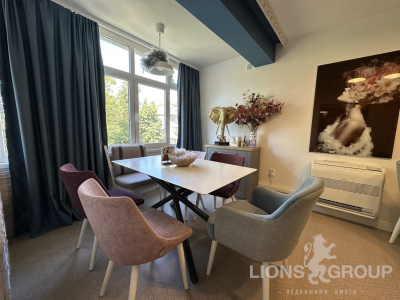 Продава  3-стаен град Варна , Конфуто , 80 кв.м | 29076864
