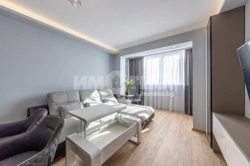 Продава 3-СТАЕН, гр. Варна, Център, снимка 5 - Апартаменти - 52409182