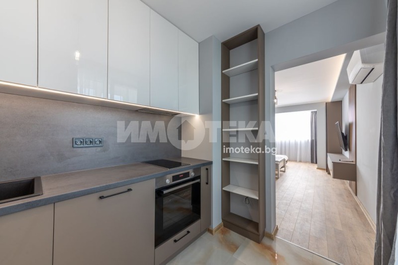 Продава 3-СТАЕН, гр. Варна, Център, снимка 6 - Апартаменти - 52409182