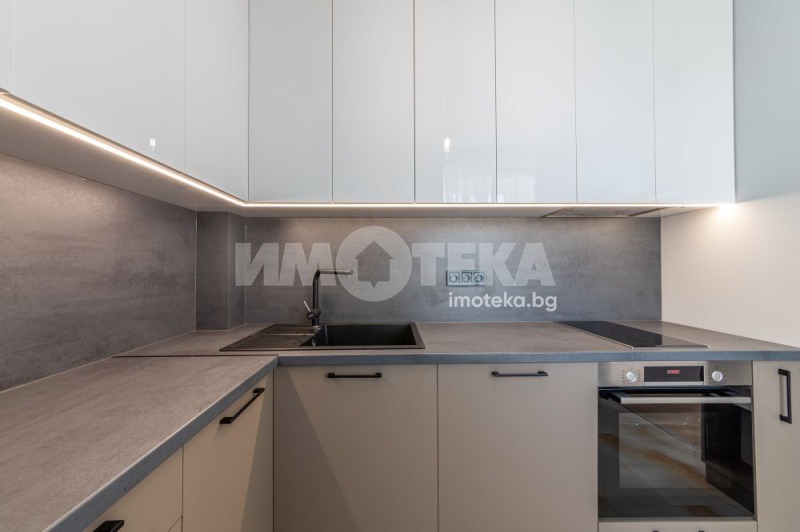 Продава 3-СТАЕН, гр. Варна, Център, снимка 7 - Апартаменти - 52409182