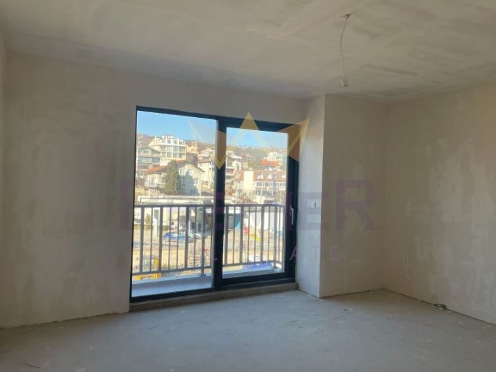 Продава 3-СТАЕН, гр. Варна, Виница, снимка 2 - Апартаменти - 52848360