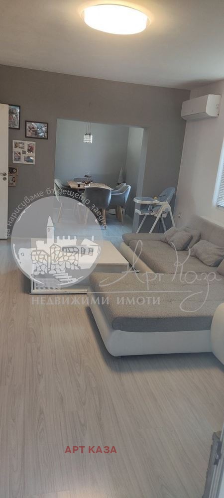 En venta  Piso de la casa Plovdiv , Proslav , 230 metros cuadrados | 64848427