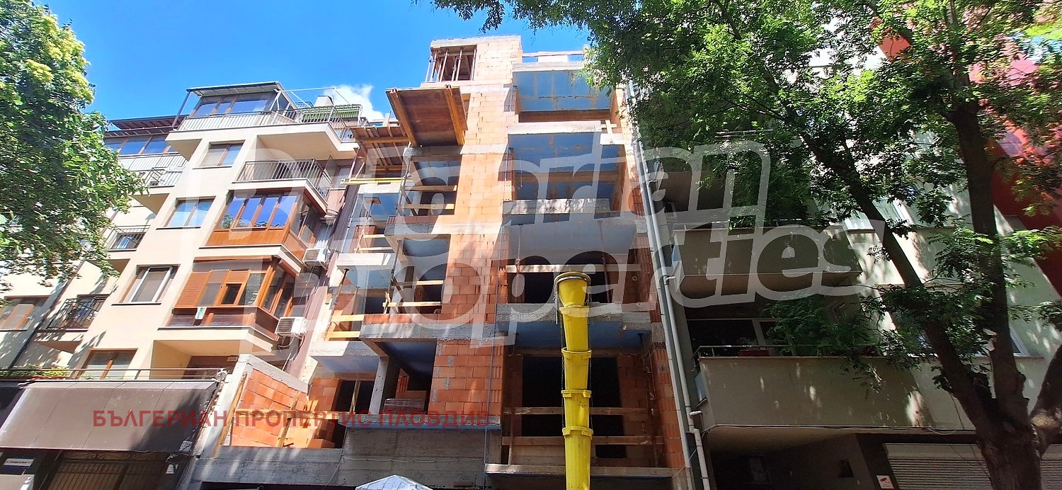 Продава 3-СТАЕН, гр. Пловдив, Център, снимка 2 - Апартаменти - 55123221
