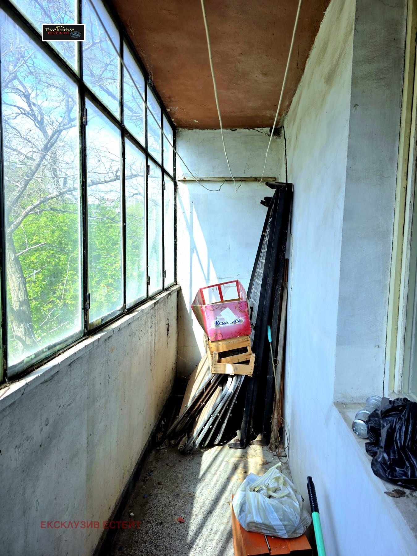 Продава МНОГОСТАЕН, гр. Варна, Лятно кино Тракия, снимка 2 - Апартаменти - 55790574