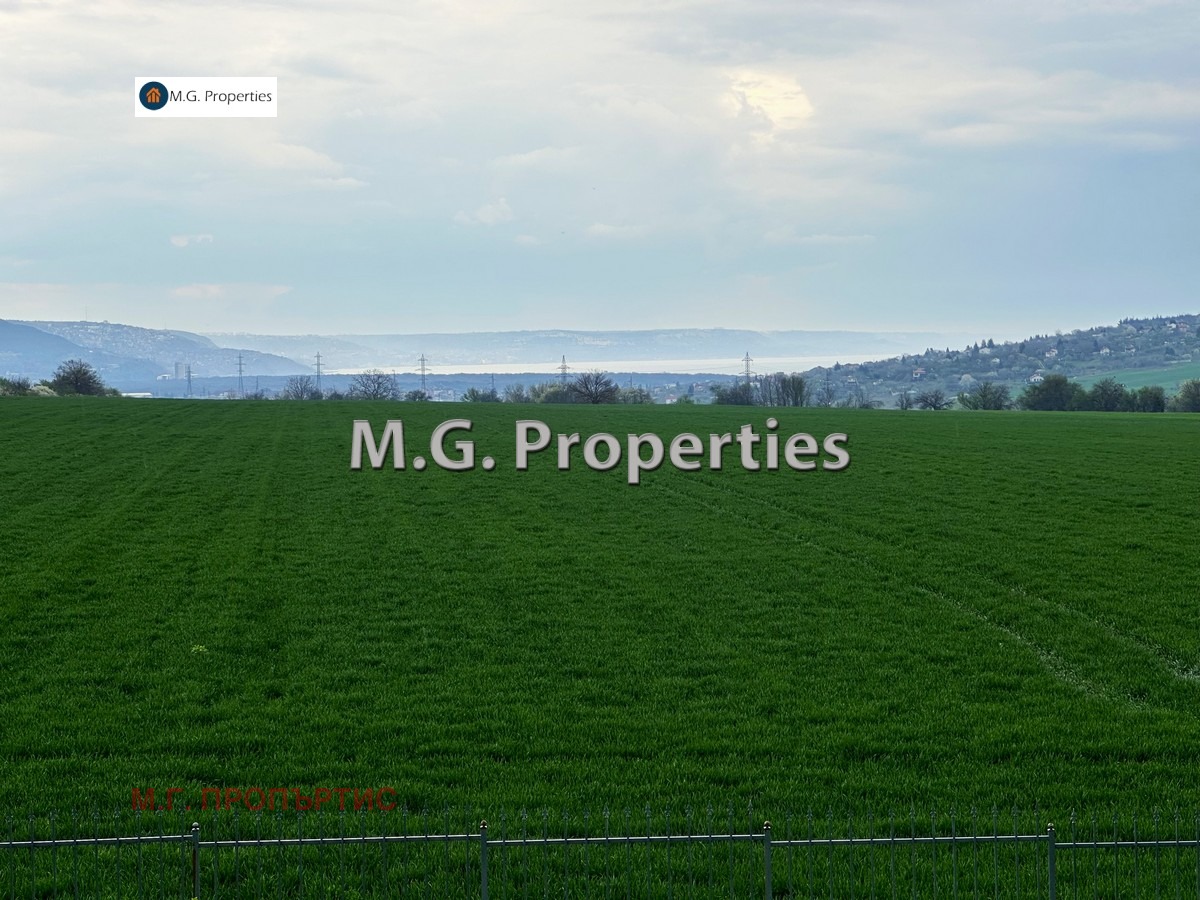 Продава КЪЩА, с. Осеново, област Варна, снимка 2 - Къщи - 49799002