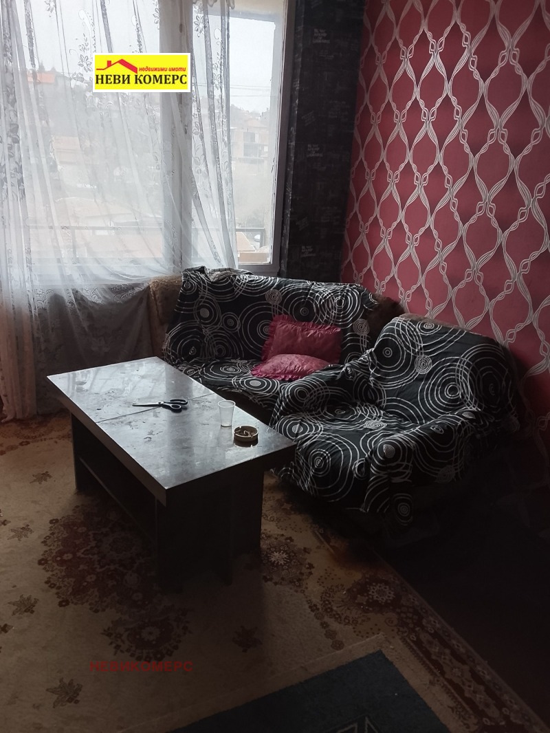 Продава 2-СТАЕН в област Перник, гр. Радомир - 72 кв.м / 61 355 € » 119 999.95 лв., НЕВИКОМЕРС