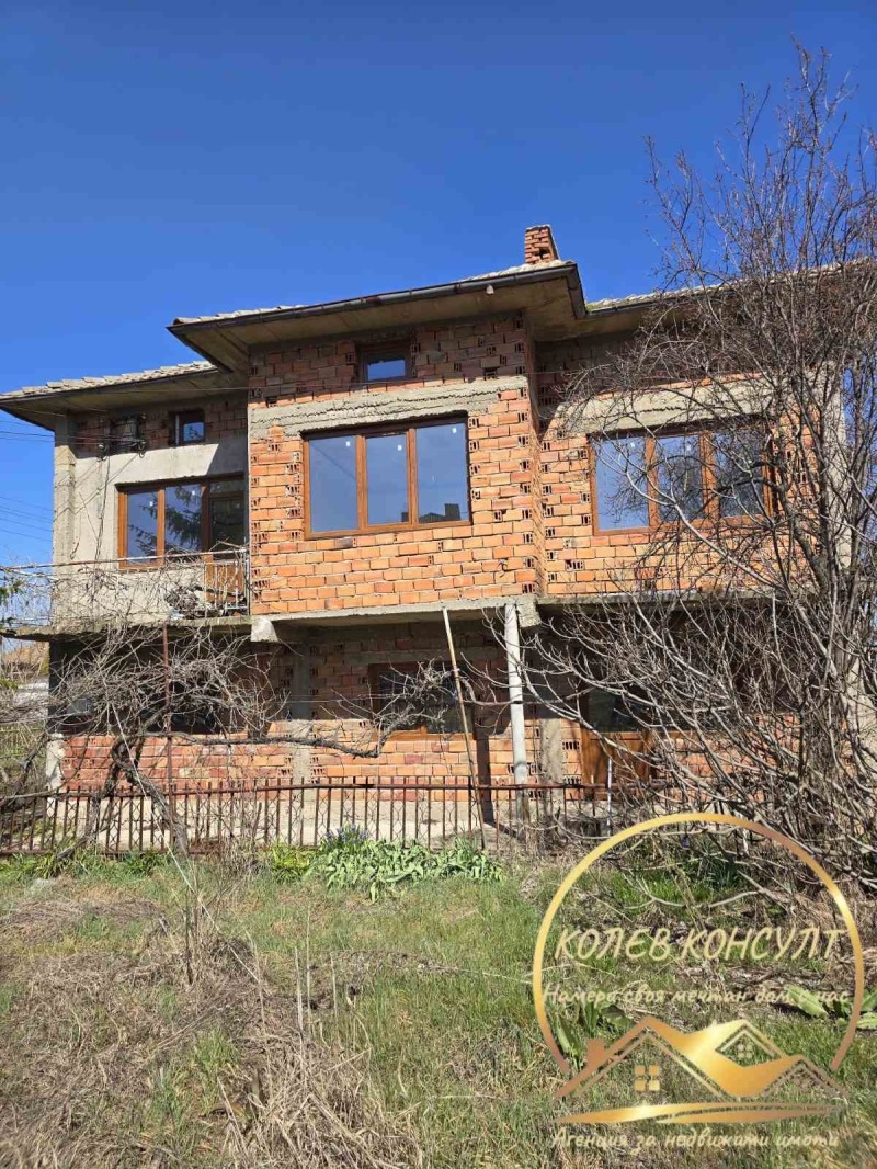 Продава КЪЩА в област Хасково, гр. Симеоновград - 240 кв.м / 63 000 € » 123 217.29 лв., КОЛЕВ КОНСУЛТ