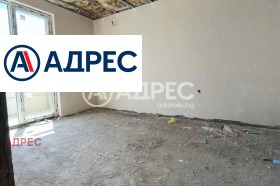 1 slaapkamer Pogrebi, Varna