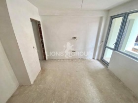 2 bedroom Vinitsa, Varna 1