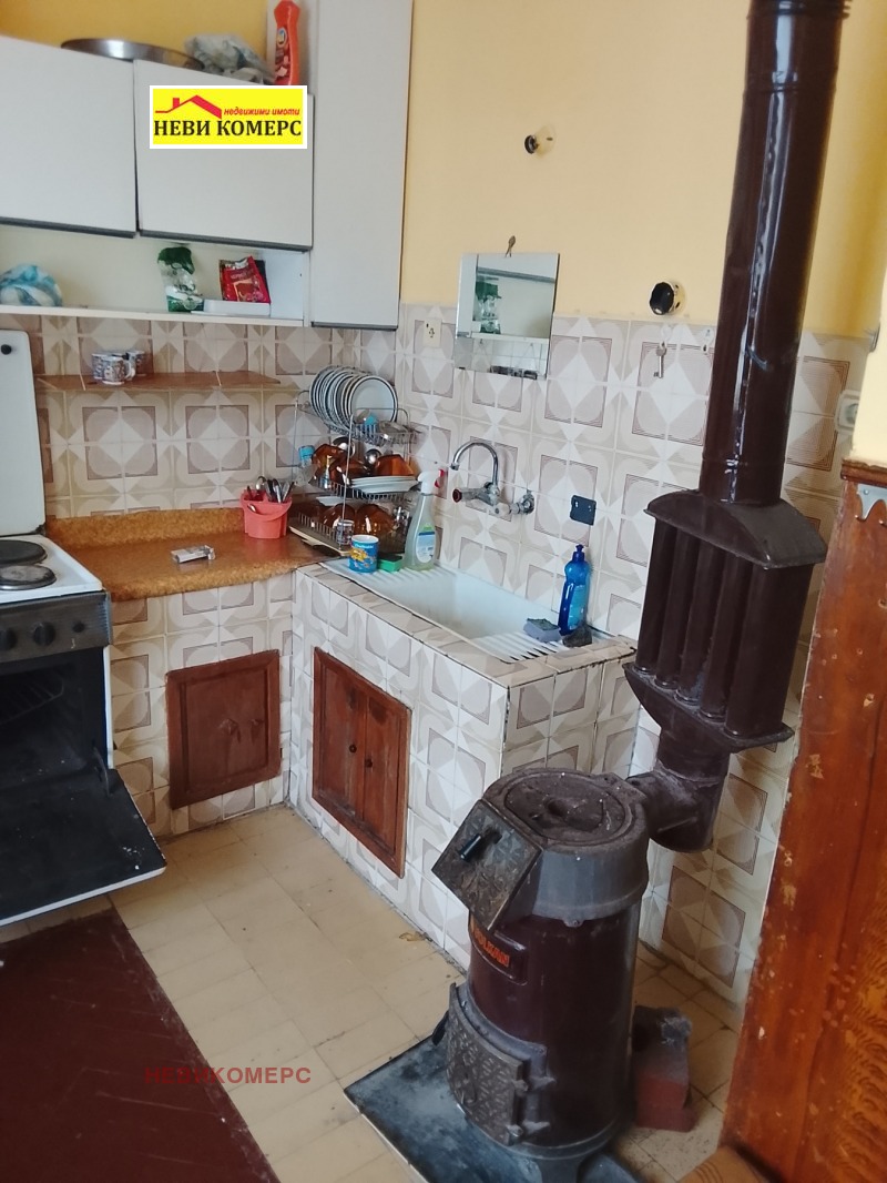 Продава 2-СТАЕН, гр. Радомир, област Перник, снимка 4 - Апартаменти - 53149120