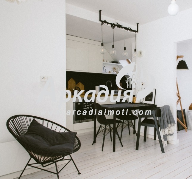Продава 3-СТАЕН, гр. Пловдив, Въстанически, снимка 2 - Апартаменти - 52797550