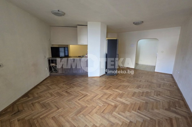 Продава 3-СТАЕН, гр. София, Борово, снимка 2 - Апартаменти - 53105754