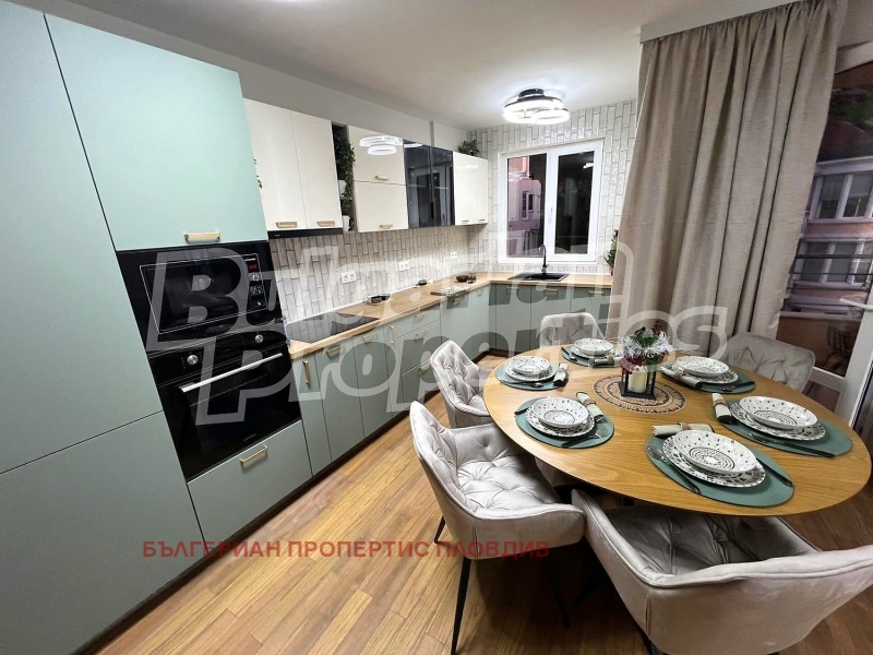 Продава 4-СТАЕН, гр. Пловдив, Център, снимка 2 - Апартаменти - 52815798