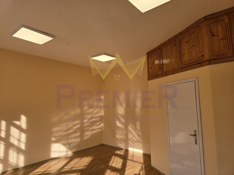 Продава ОФИС, гр. Балчик, област Добрич, снимка 8 - Офиси - 53009277