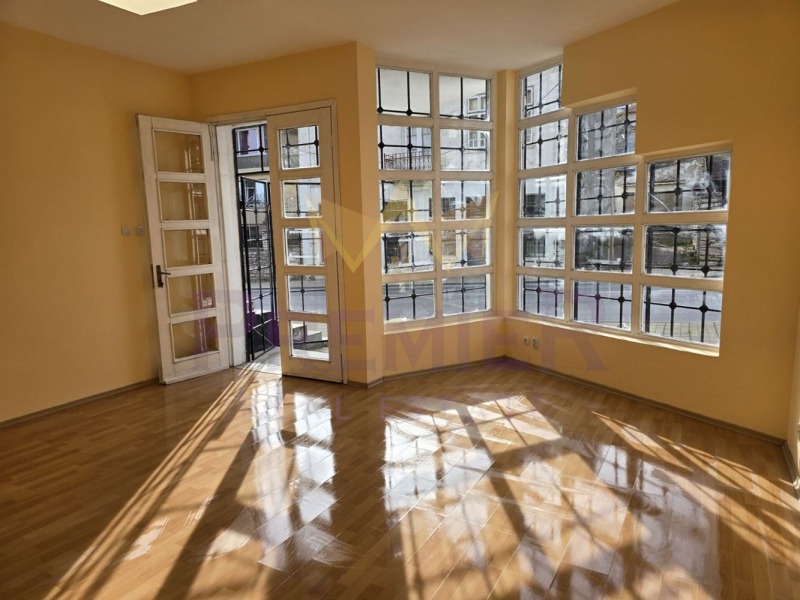 Продава ОФИС, гр. Балчик, област Добрич, снимка 5 - Офиси - 53009277