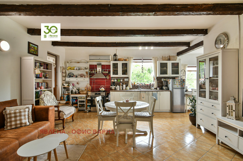 Продава КЪЩА, с. Чернево, област Варна, снимка 5 - Къщи - 52985477