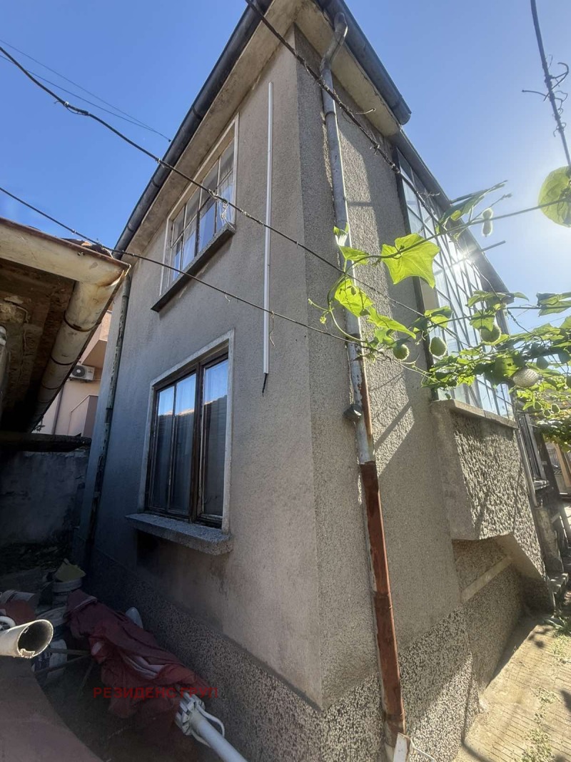 Продава КЪЩА в област Бургас, гр. Поморие - 200 кв.м / 205 000 € » 400 945.15 лв., РЕЗИДЕНС ГРУП