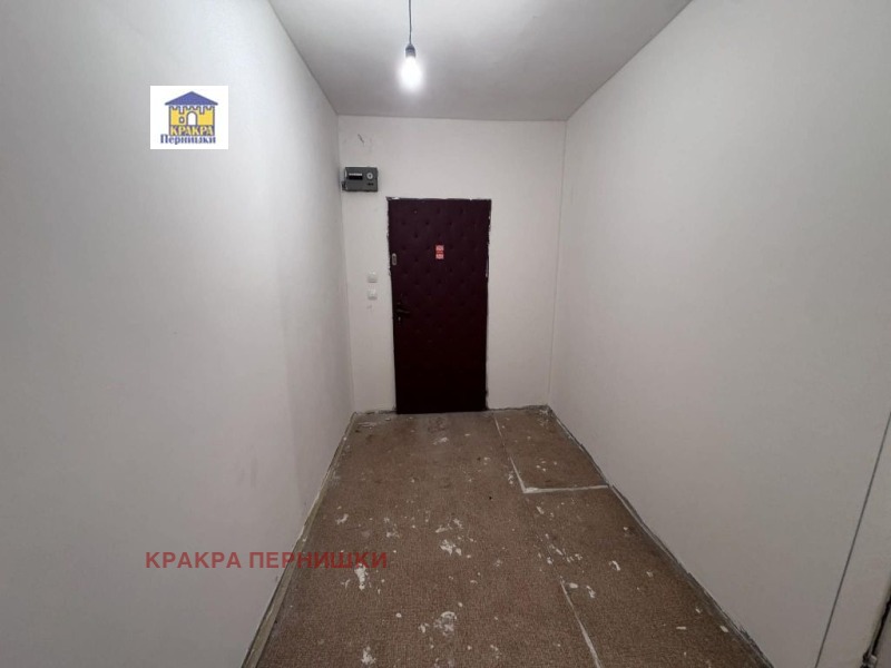 Продава 2-СТАЕН, гр. Радомир, област Перник