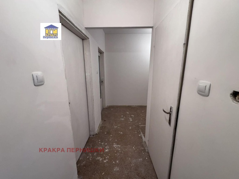 Продава 2-СТАЕН, гр. Радомир, област Перник, снимка 12 - Апартаменти - 52653326