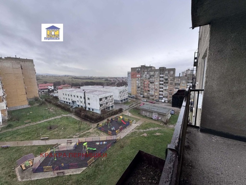 Продава 2-СТАЕН, гр. Радомир, област Перник, снимка 2 - Апартаменти - 52653326
