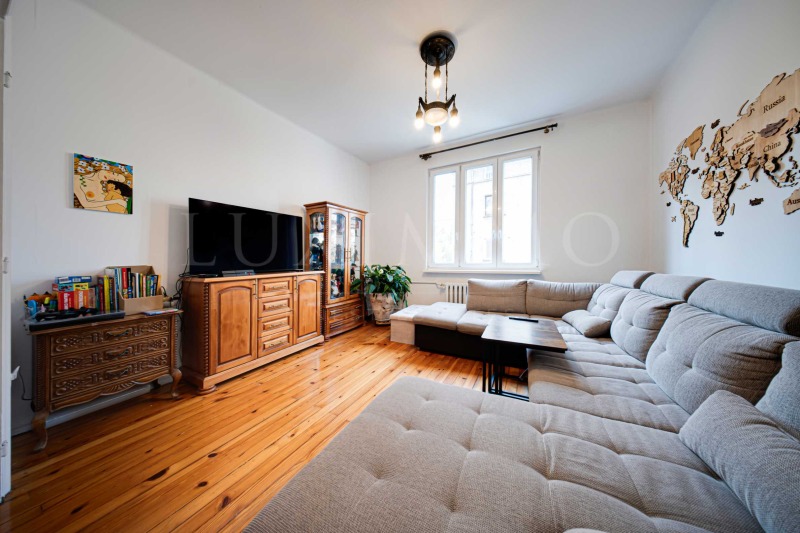Zu verkaufen  3 Schlafzimmer Sofia , Zentar , 140 qm | 40604167 - Bild [3]