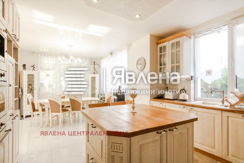 Продава КЪЩА, гр. София, гр. Банкя, снимка 4 - Къщи - 53329819