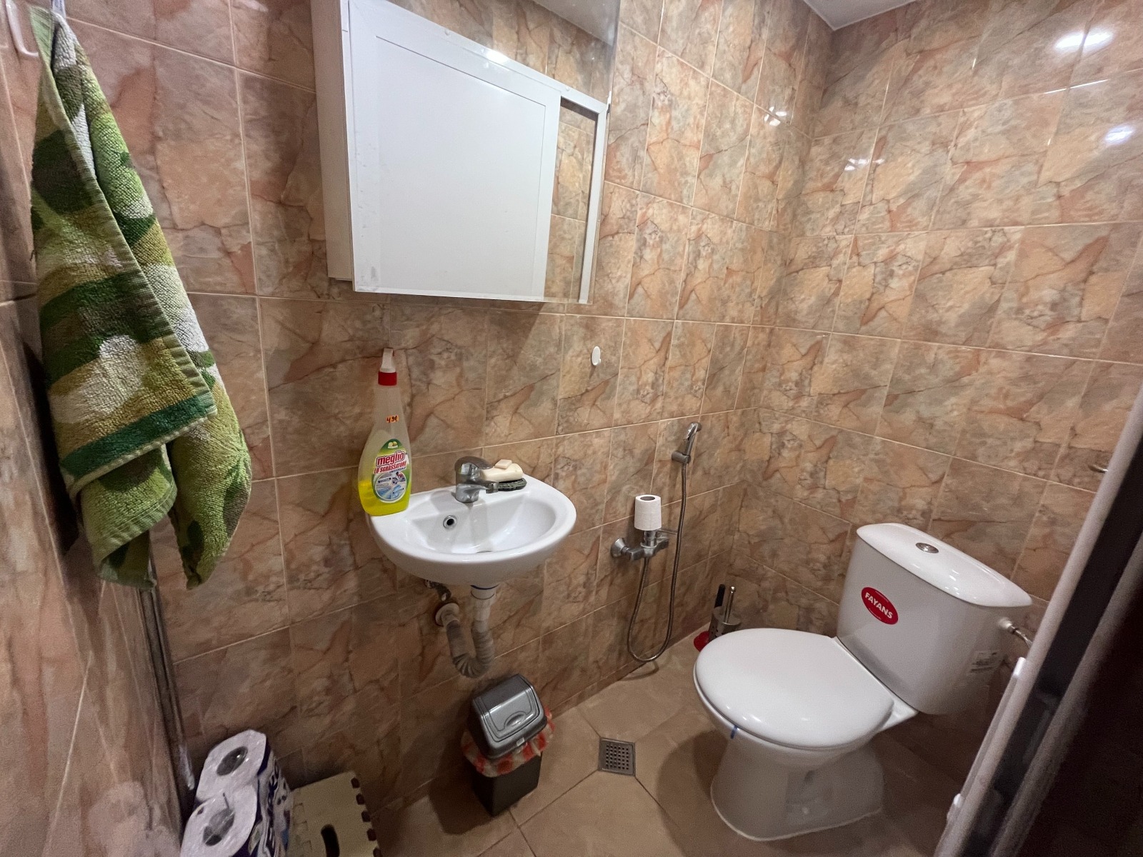 Продава МНОГОСТАЕН, гр. Хисаря, област Пловдив, снимка 3 - Апартаменти - 53779636