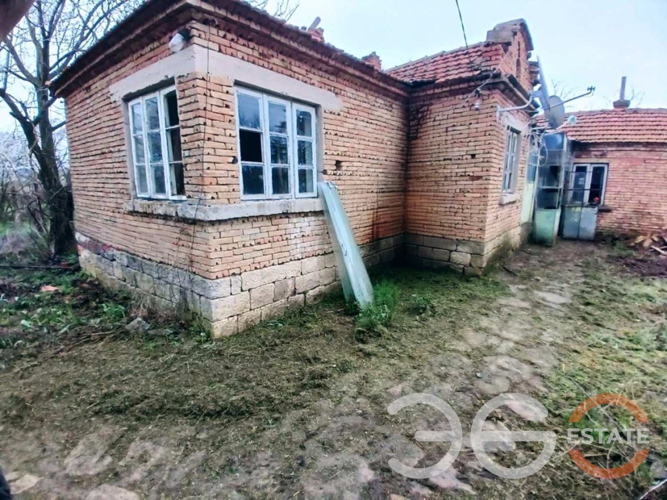 Продава КЪЩА, с. Белоградец, област Варна