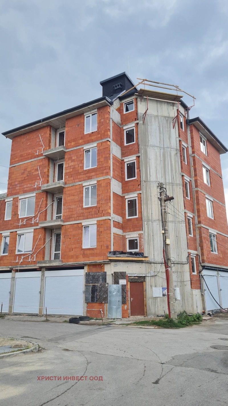 Продава  2-стаен град София , Военна рампа , 52 кв.м | 85068611