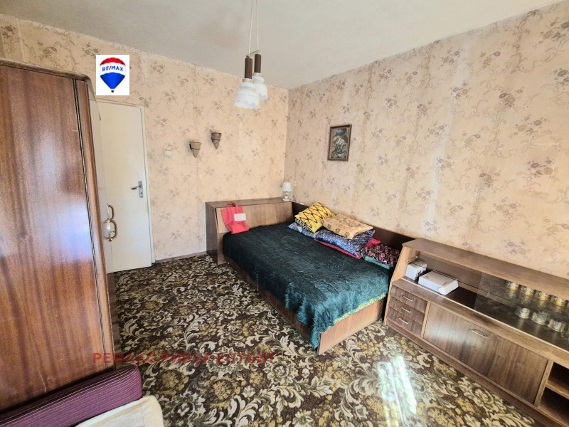 In vendita  1 camera da letto Ruse , Vazragdane , 62 mq | 57916773 - Immagine [2]