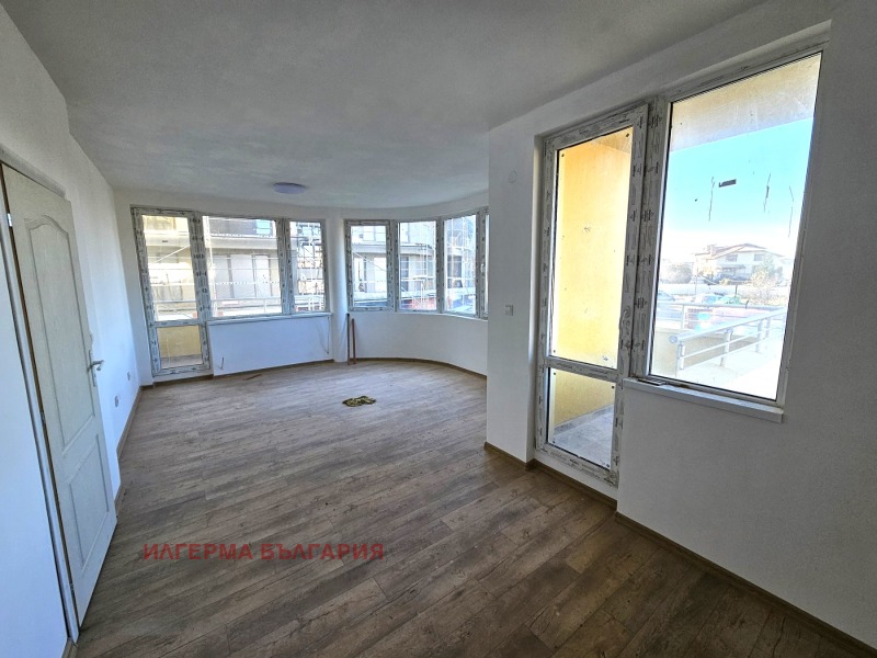 Продава 2-СТАЕН, гр. София, Кръстова вада, снимка 2 - Апартаменти - 52065676