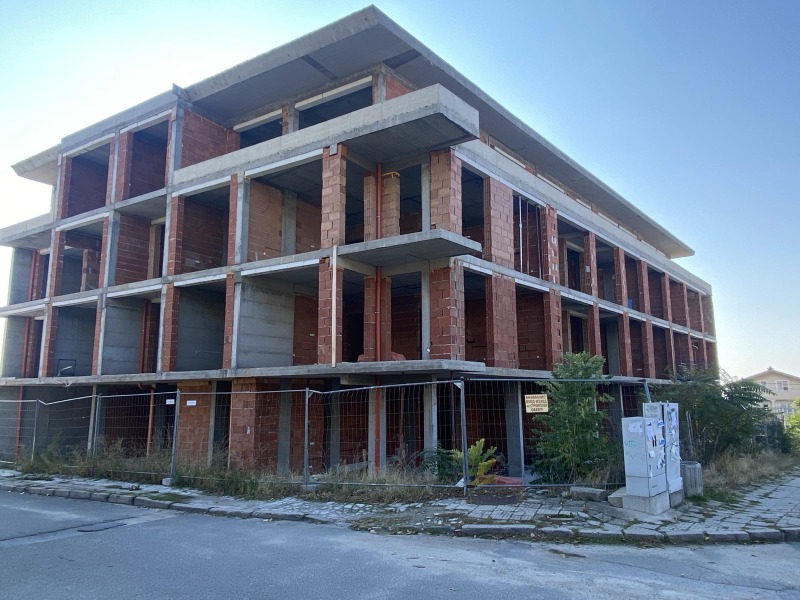 Продава  3-стаен област Пловдив , гр. Карлово , 127 кв.м | 71349338
