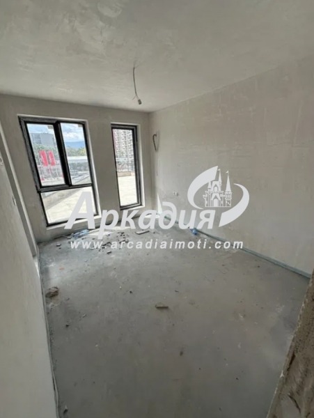 For Sale  2 bedroom Plovdiv , Hristo Smirnenski , 145 sq.m | 80757014 - image [2]