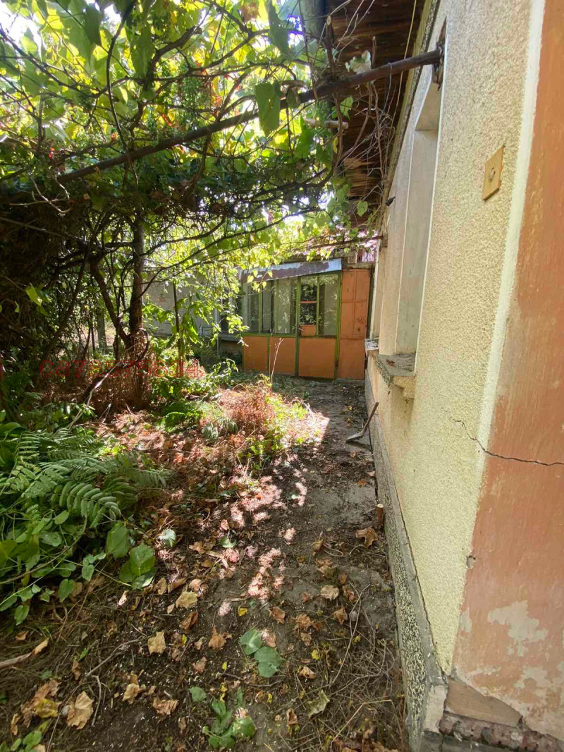 Продава КЪЩА, с. Козар Белене, област Плевен, снимка 2 - Къщи - 53426002