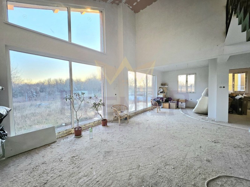 Продава КЪЩА, гр. София, с. Житен, снимка 2 - Къщи - 53147500