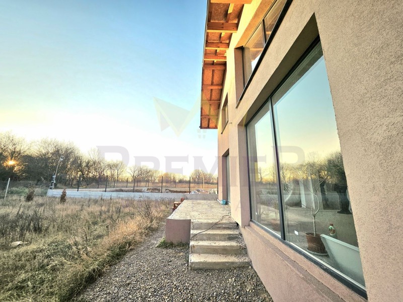 Продава КЪЩА, гр. София, с. Житен, снимка 12 - Къщи - 53147500