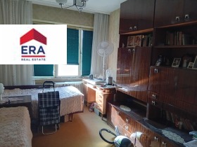 3 soverom Tsentar, Stara Zagora 4